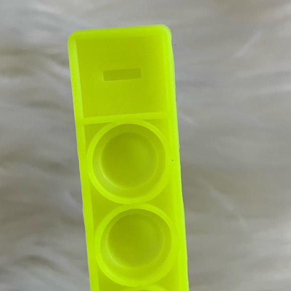 Solid Colored Bubble Push Pop Silicone Bracelet NWT - Picture 7 of 9